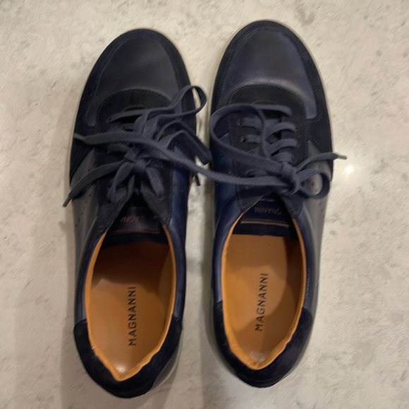 Magnanni Shoes, Black Leather and Suede Sneakers, size 9 - Picture 7 of 9